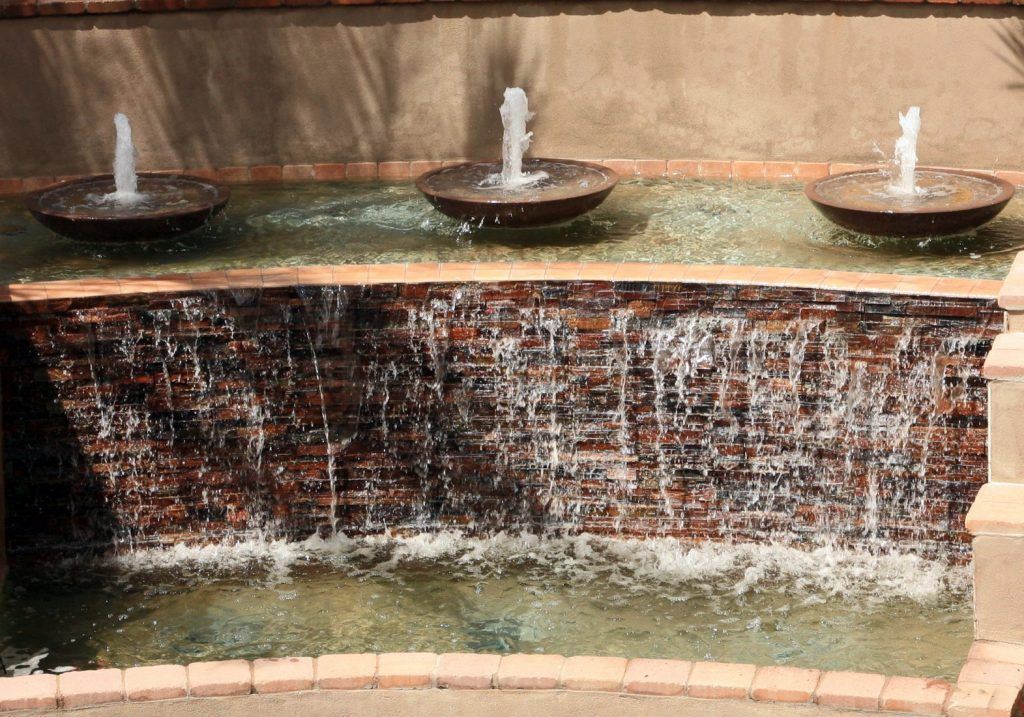 Phoenix Arizona pool building company True Blue Pools